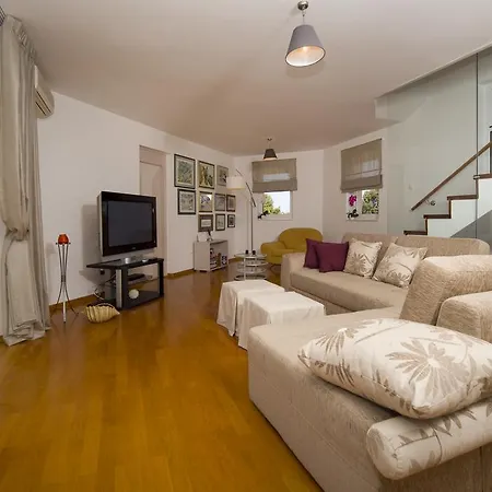 Omnes Holiday home